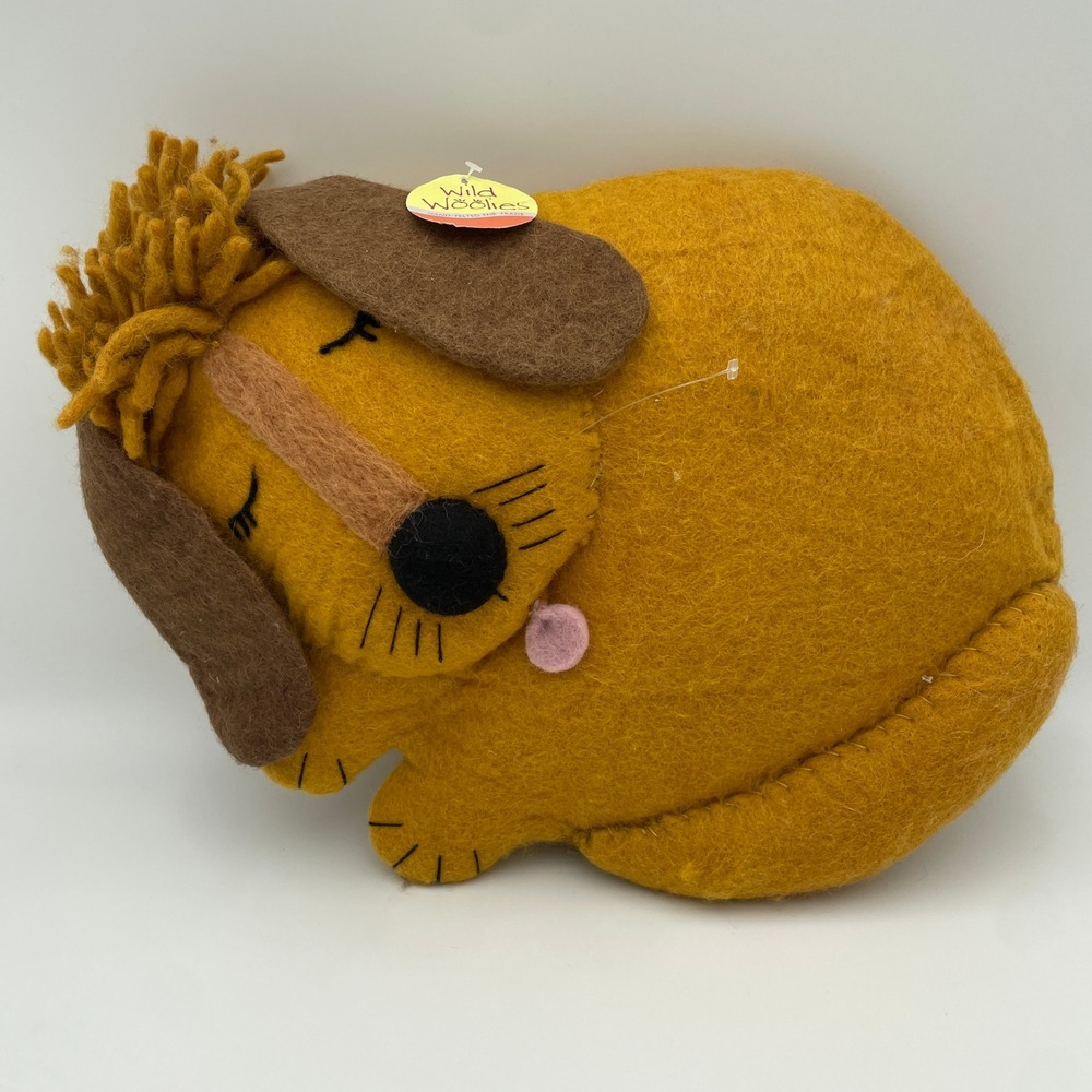 Wild Woolies dZi Hand Felted Wool Sleeping Dog Plush Mustard Yellow NWT Flaw